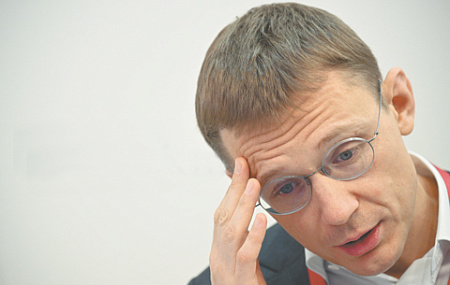 经济对非现金支付热情降温